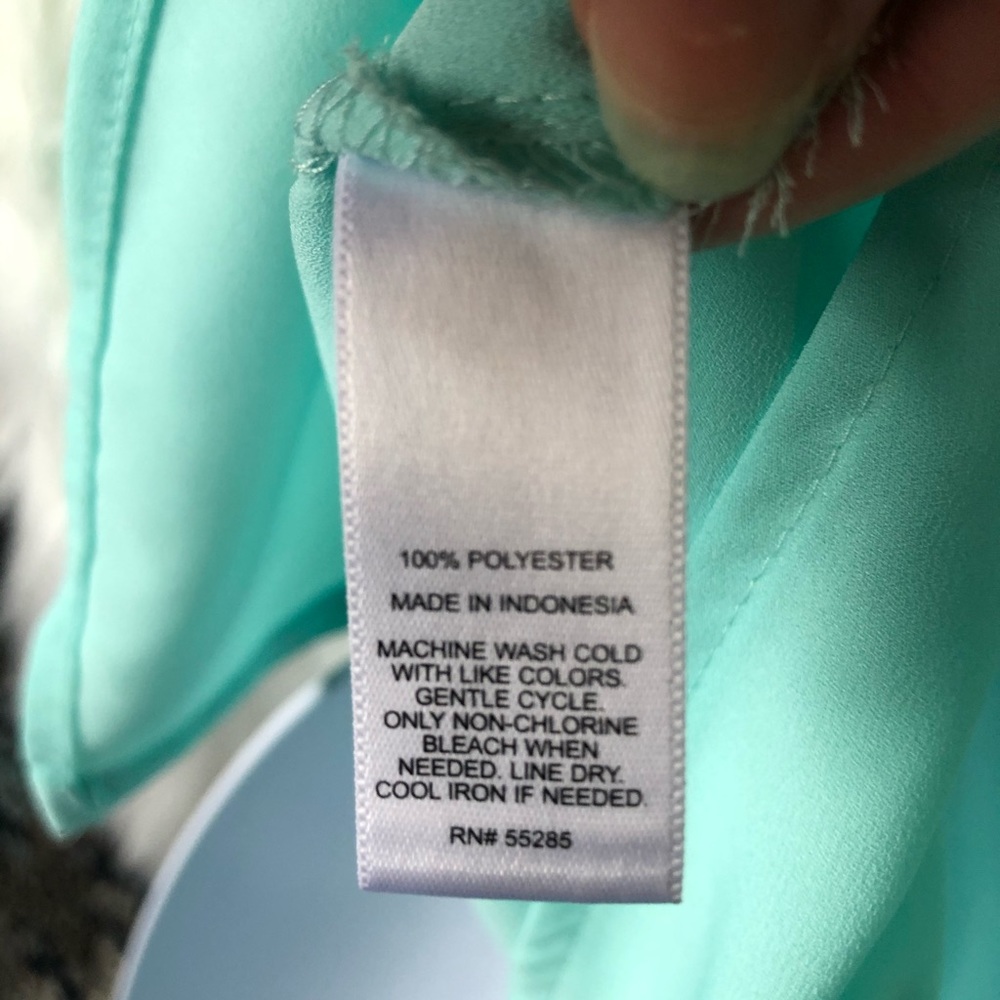 Express Blouse - Picture 3 of 5